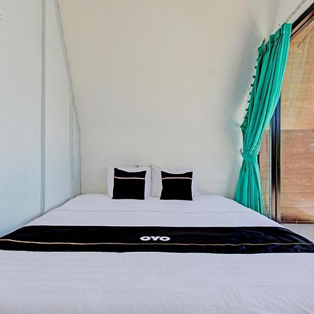 Palette 93389 Osanna Beach Resort Wonogiri Extérieur photo