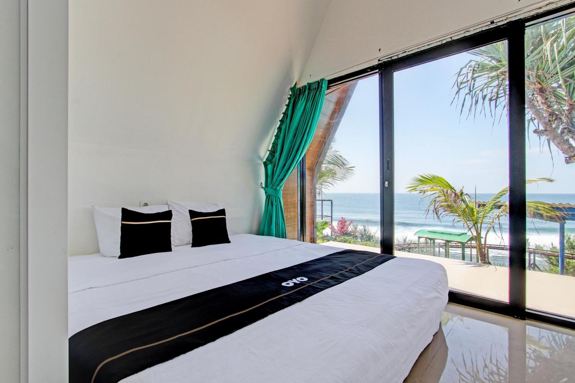 Palette 93389 Osanna Beach Resort Wonogiri Extérieur photo